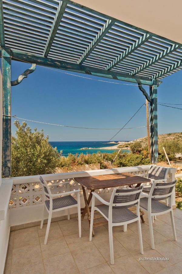 Albatros Studios & Apartments Lefkos  Екстериор снимка