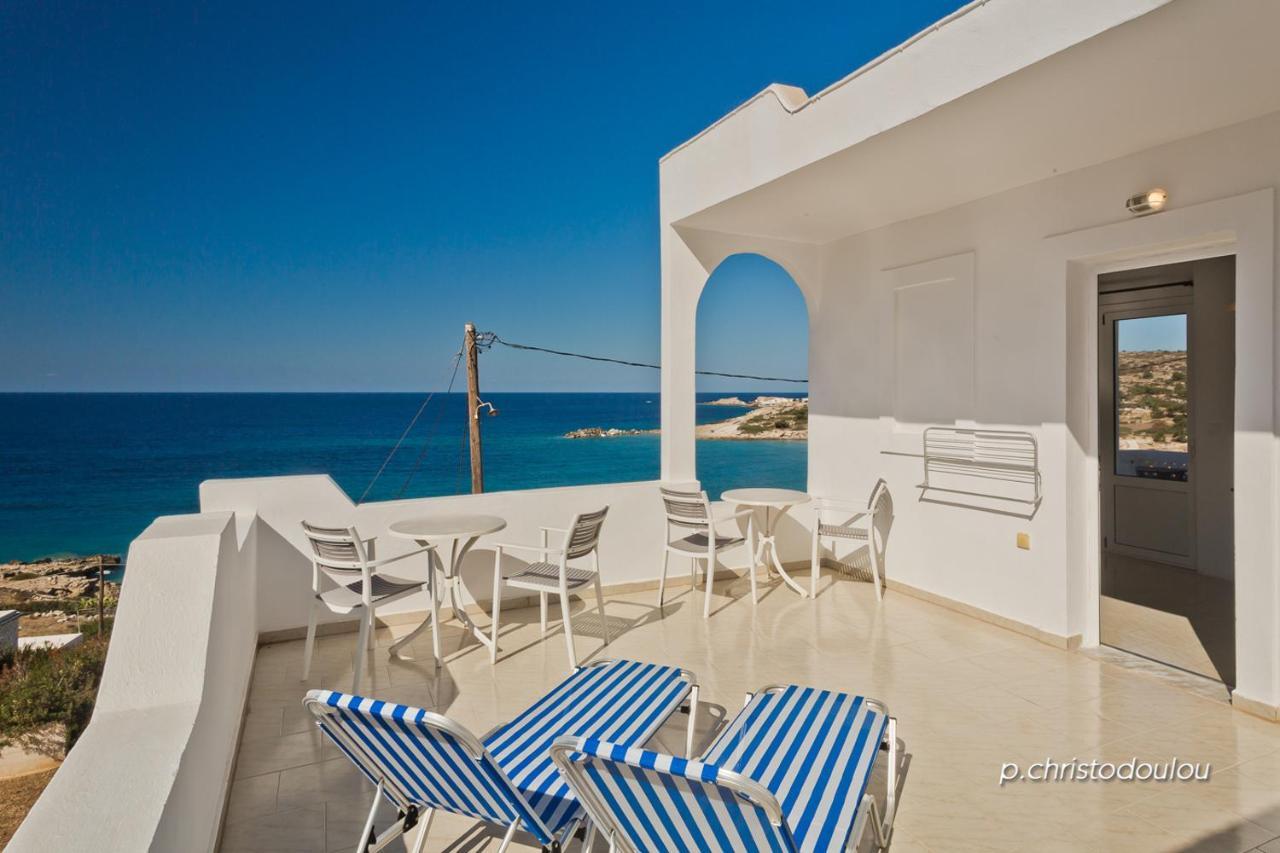 Albatros Studios & Apartments Lefkos  Екстериор снимка